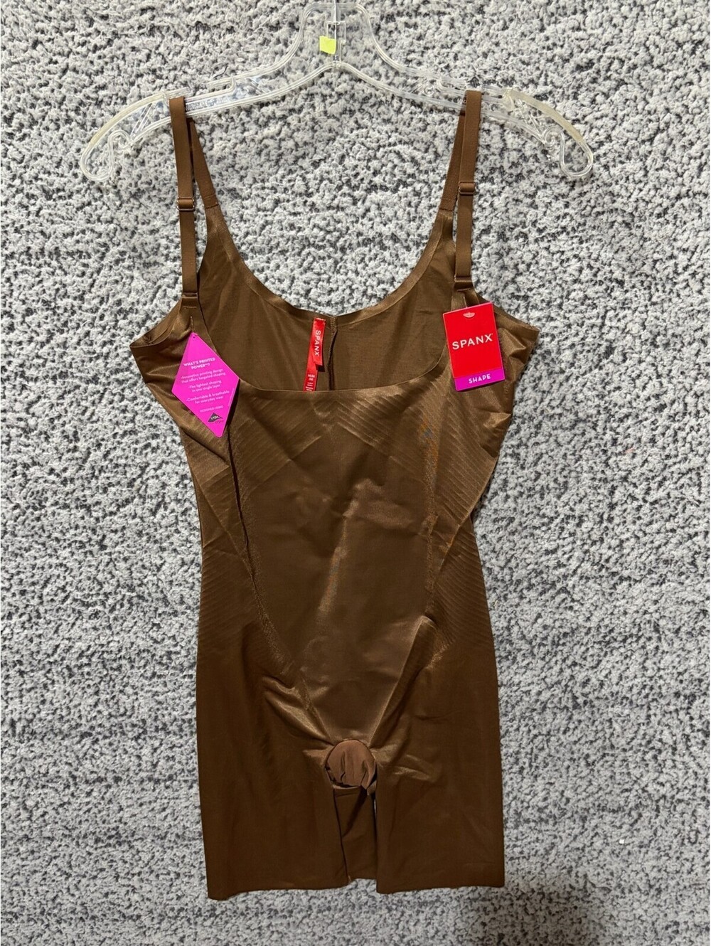 SPANX Thinstincts 2.0 Open Bust Mid Thigh Bodysuit Shapewear M Chestnut NWT
